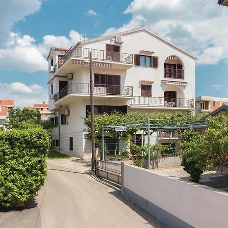 Nice Apartment In Zadar With Wifi Bagian luar foto