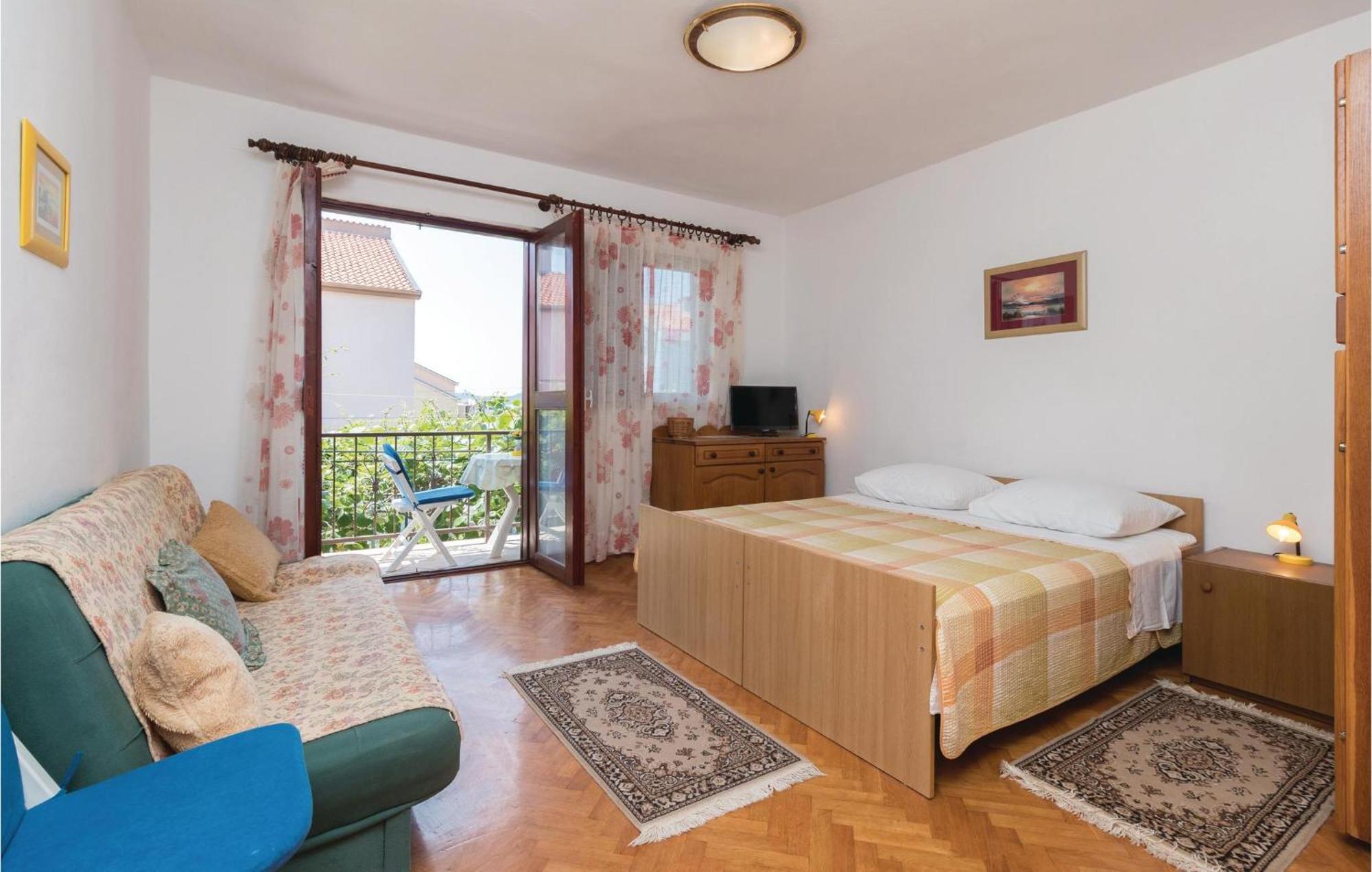 Nice Apartment In Zadar With Wifi Bagian luar foto