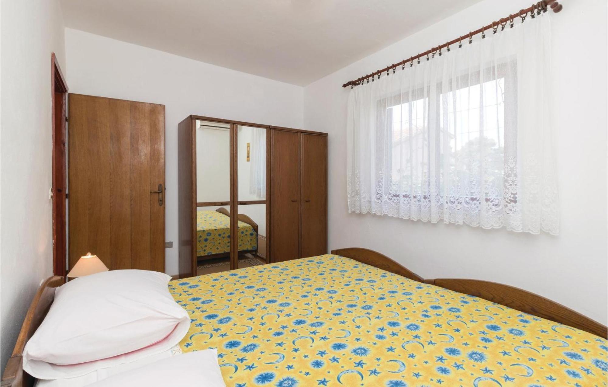 Nice Apartment In Zadar With Wifi Bagian luar foto